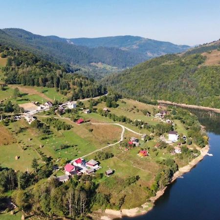 Cabana Baraj Apuseni Mountains Mihoesti Buitenkant foto