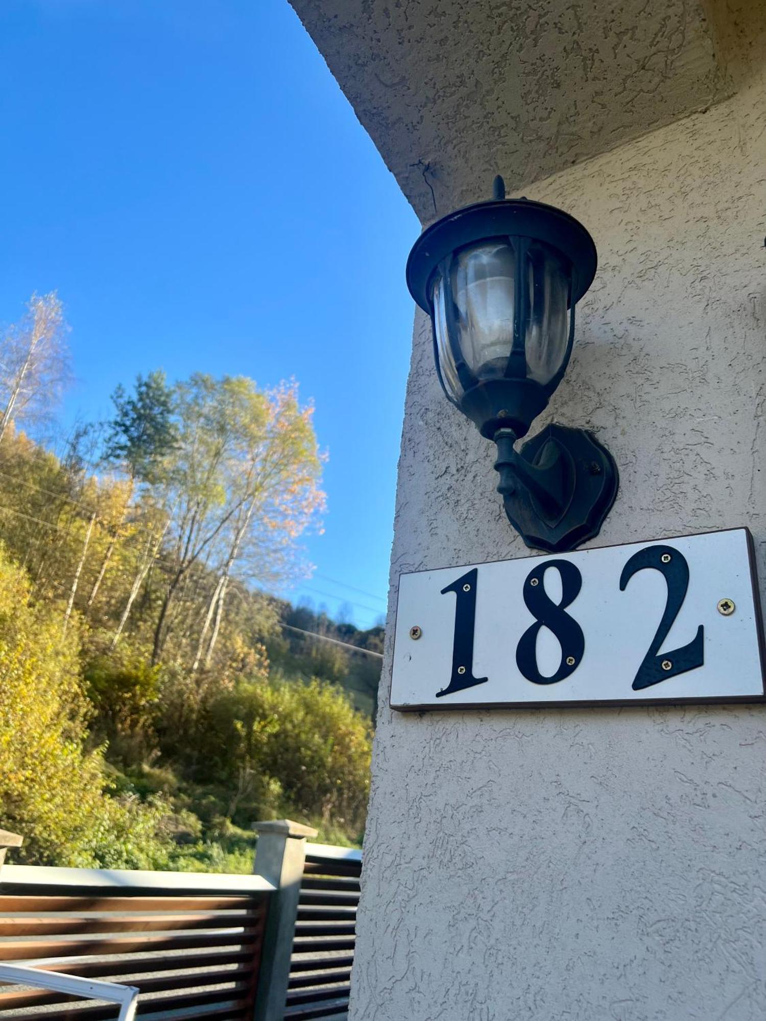 Cabana Baraj Apuseni Mountains Mihoesti Buitenkant foto